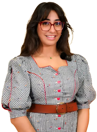 MoulatShe - كاتحماق على الطبخ و صناعة الحلويات، تخلت على مجال دراستها و عملها باش تبدا مشروع <b>الحلويات لي جاية من الجنة</b>.