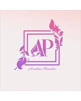 MoulatShe - بدلت المسار ديالها من القانون ل صناعة المحتوى و المقاولة ، حاليا عندها مشروع ديال <b>تانكافت</b> و مشروع ديال كراء القفاطين و الملابس التقليدية.